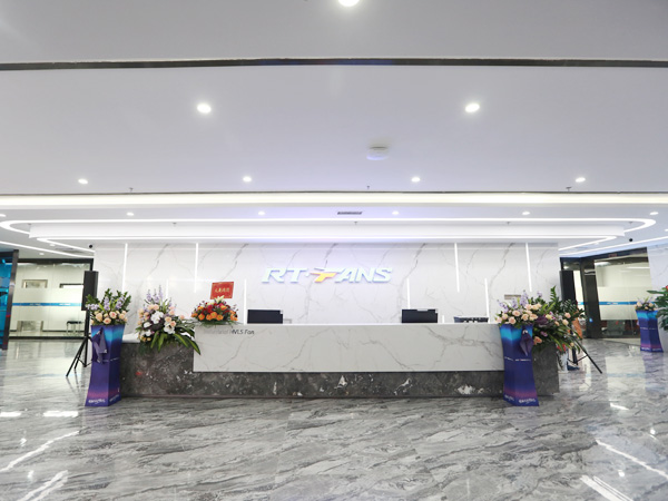 公司前臺(tái).jpg