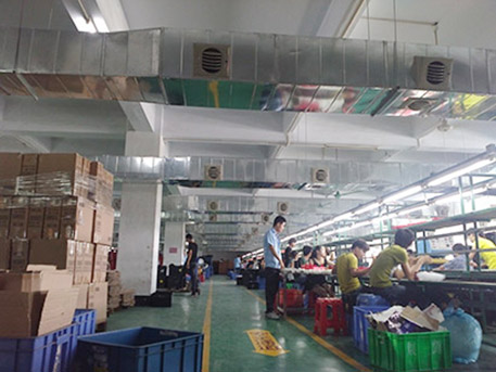 東莞中堂開達玩具廠環(huán)保空調(diào)安裝案例