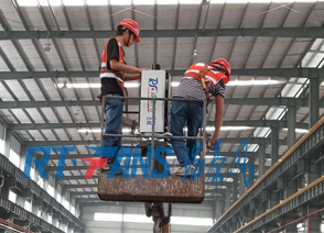 注塑車間大型工業(yè)吊扇安裝，瑞泰風(fēng)一步到位